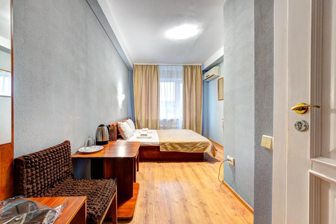 Hotel 7F Kiew Exterior foto